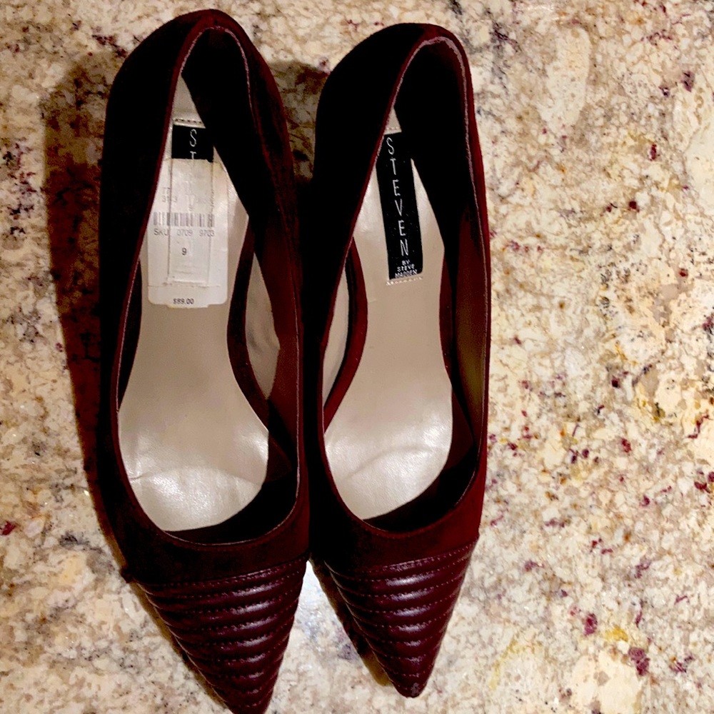 Steven  by Steve Madden Burgundy pumps.